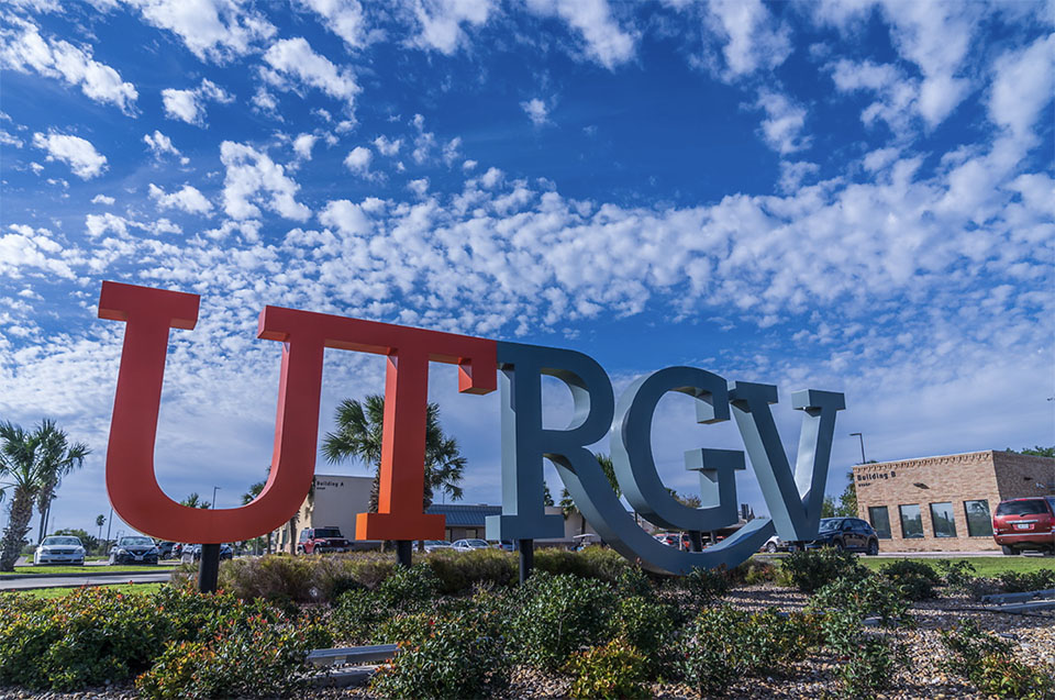 This summer, UTRGV will offer a new Summer 2024 Grad Incentive that will grant up to $2,000 toward the education of new students entering any academic program within the UTRGV Graduate College. 
