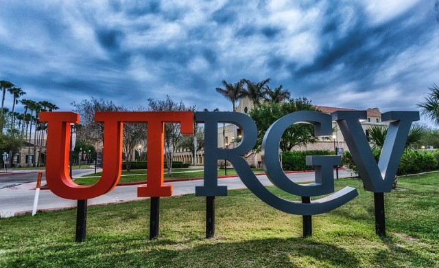 UTRGV sign at Brownsville