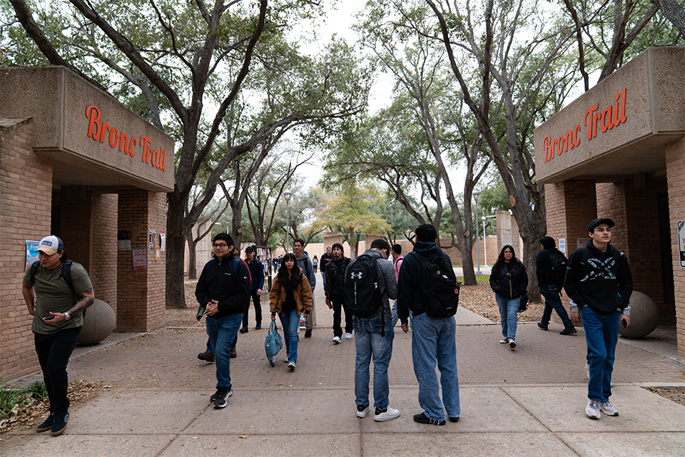 UTRGV kicks off the spring 2026 semester with record-breaking enrollment as it continues to celebrate its 10th anniversary.
