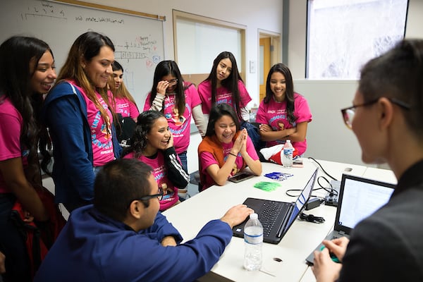 Christian Duarte, UTRGV Social Systems Lab Research Assistant, shares a lesson on computer programming with students from area high schools.