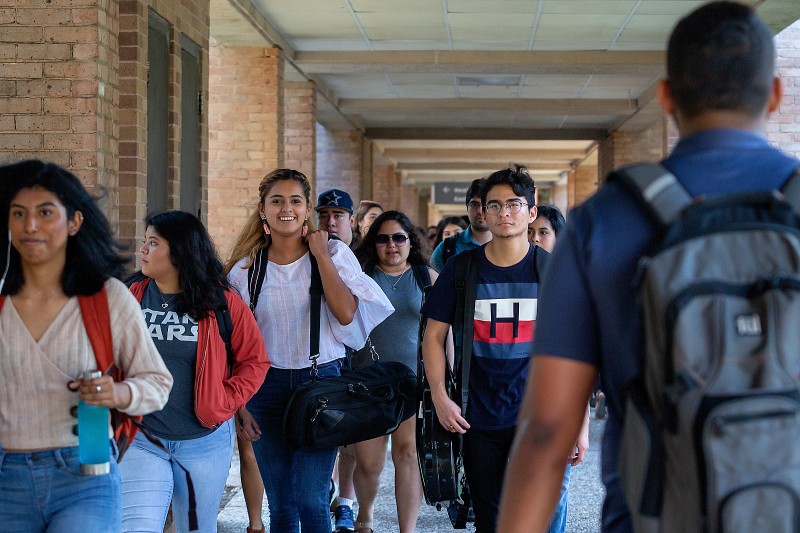 UTRGV’s first-day enrollment surpasses 29,000