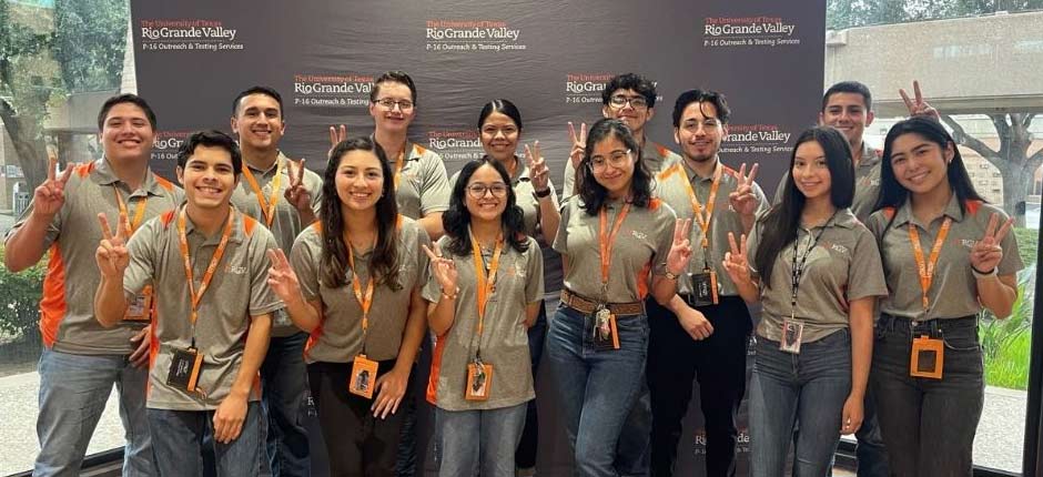 Stem team group picture at the annual student employee training