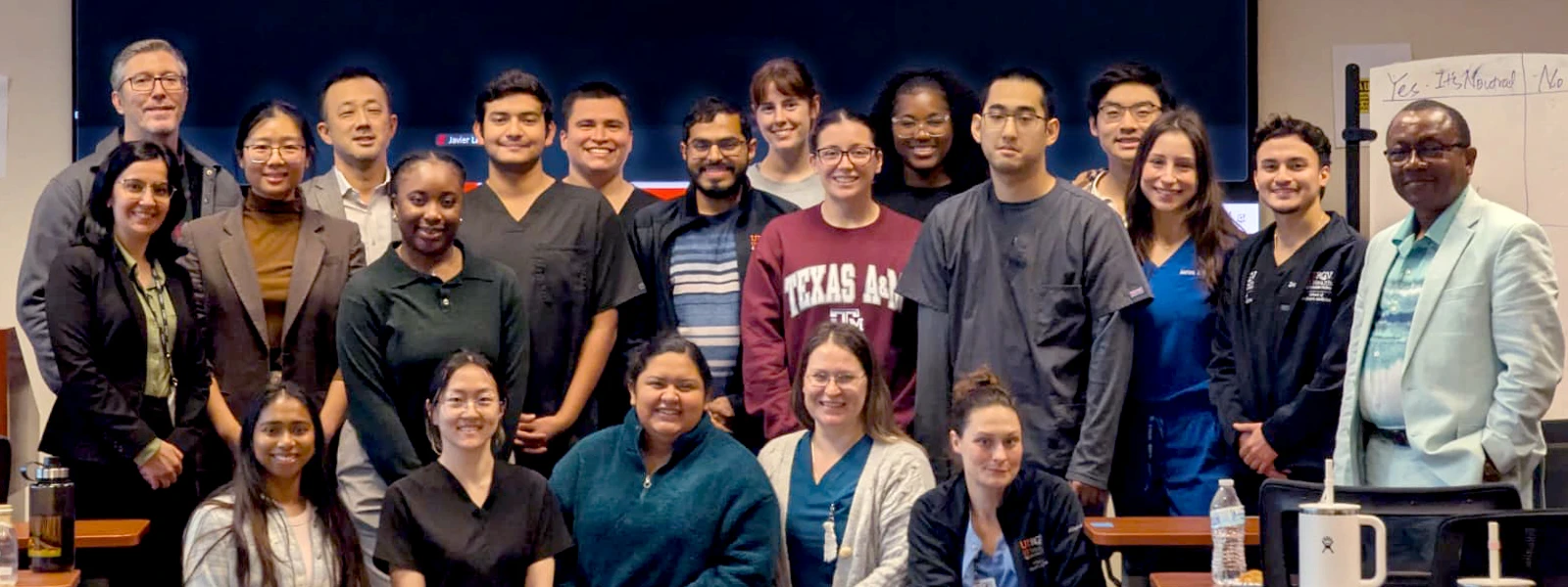 Group of students and faculty participating in the Research Training Program.