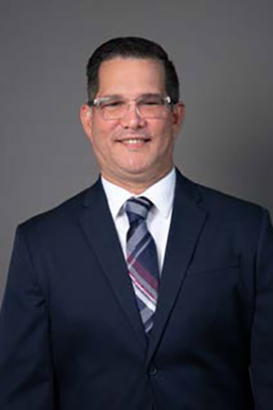 Rowel Perez Vargas,MD