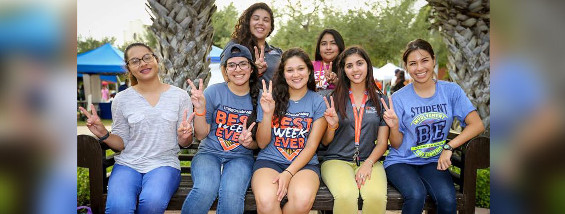 UTRGV Students enjoying Best week ever.