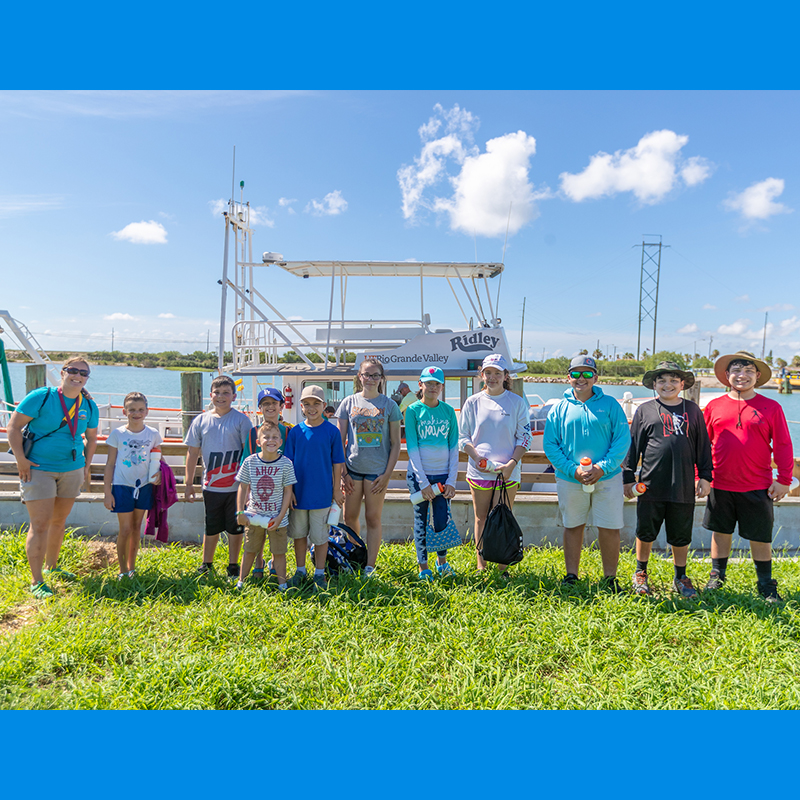 Participants of the Ridley Floating Classroom lined up