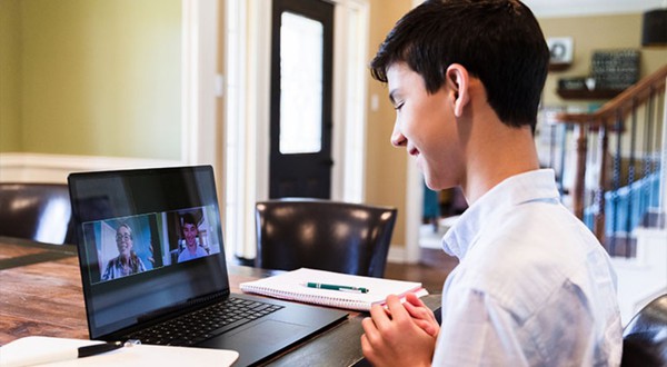 Student on a virtual Telehealth session