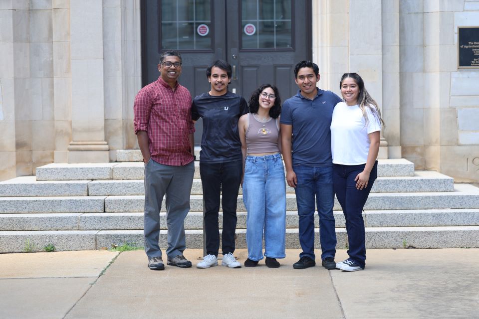 Dr. Rupesh Kariyat with Emanuel Flores, Myranda de Leon Cantu, Geovanni Hernandez, and Ashley Madrigal. (Courtesy Photo)