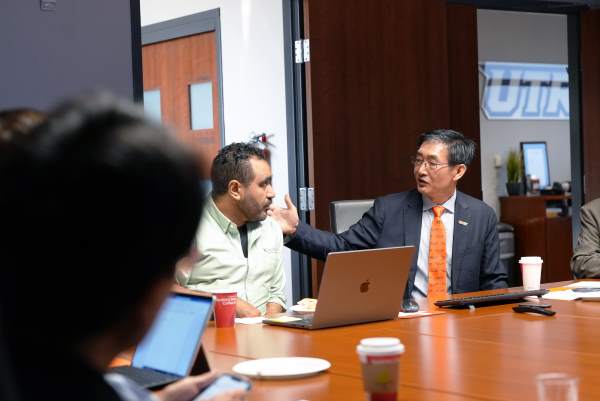 Dr. Jianzhi (James) Li, CA2REERs Director and Dr. Ahmed A Hassen, Group Leader, Composites Innovation Group at Oak Ridge National Laboratory, discussed CA2REER’s mission to advance Additive Manufacturing, promote diversity in Energy-Related Systems careers, and integrate National Laboratories into student projects and internships. (UTRGV Photo by Jesus Alferez)