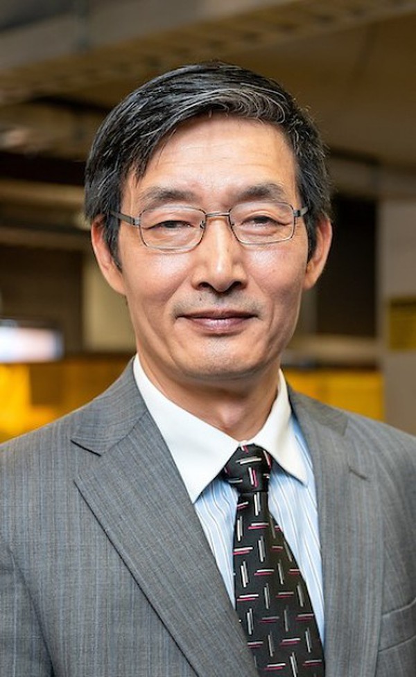 Dr. Jianzhi Li, UTRGV professor of manufacturing engineering and principal investigator on the I-DREAM4D project. (UTRGV Photo by Paul Chouy)