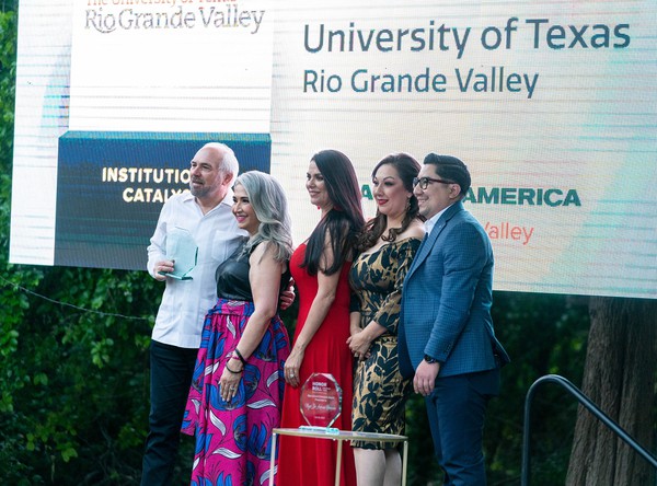 UTRGV was recently recognized as the Institutional Catalyst of the Year by Teach for America Rio Grande Valley. President Guy Bailey accepted the award on April 8 at the Teach for America Rio Grande Valley Honor Roll Gala. The honor is in recognition of UTRGV's overall performance as a university, but especially for its response to the COVID-19 pandemic. (Photo by David Pike)