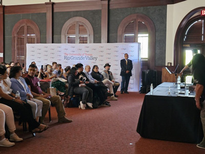 picture of a conference 