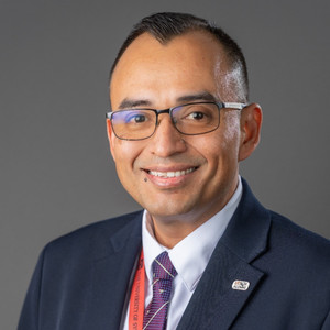 Dorian G. Vázquez