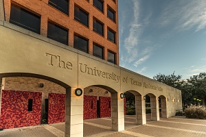 UTRGV Edinburg campus building