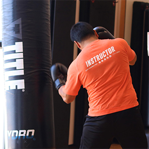 Group training workout that sculpts your body and burns calories. Your trainer will lead you through explosive boxing rounds where you'll deliver jab, cross, hook and uppercut combinations, working your entire body on our 100-pound heavy bags.